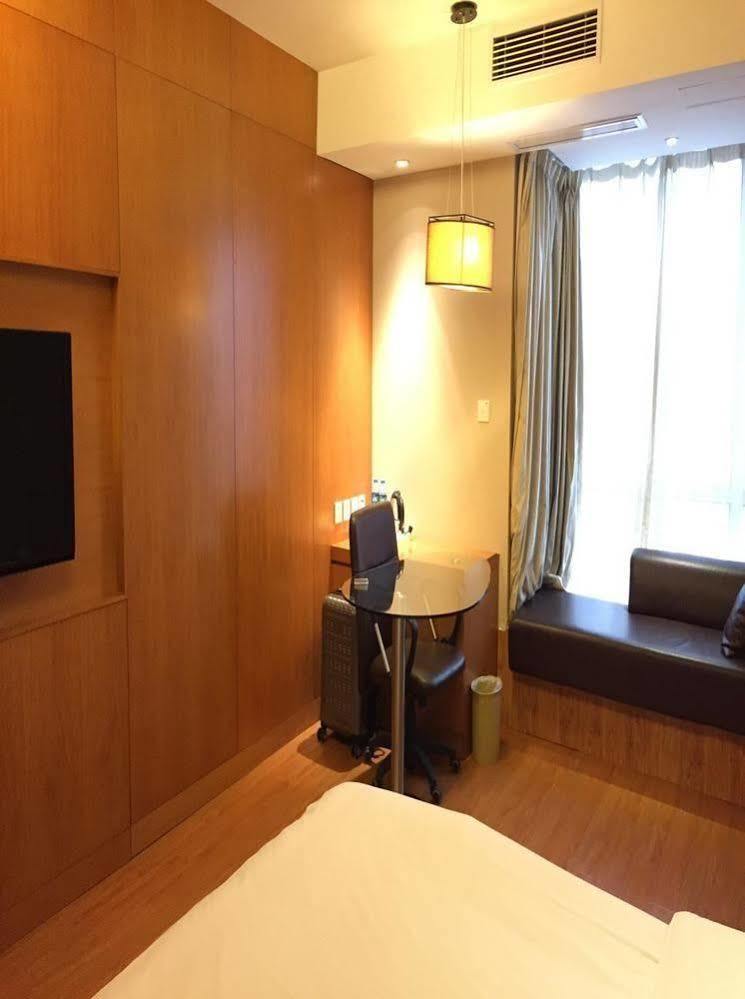 Ji Hotel Shanghai Jingan Temple Kangding Road Exterior foto